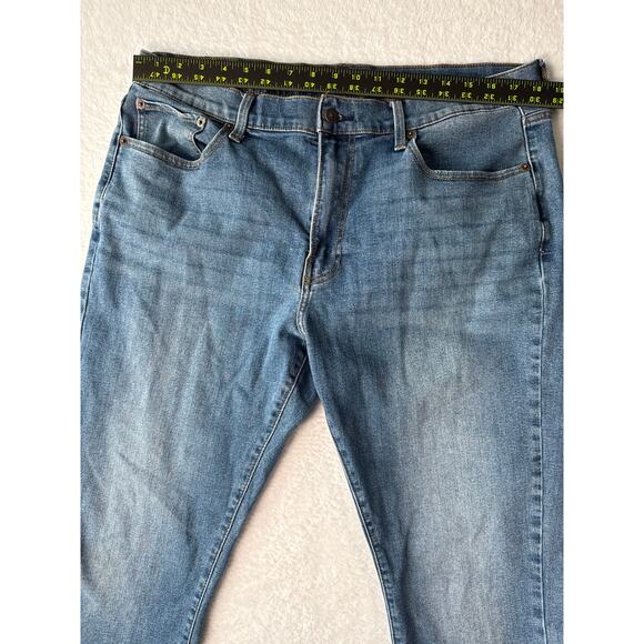 Lucky Brand Jeans 411 Athletic Taper Men 36x32 Medium Wash Blue Denim - Picture 4 of 10